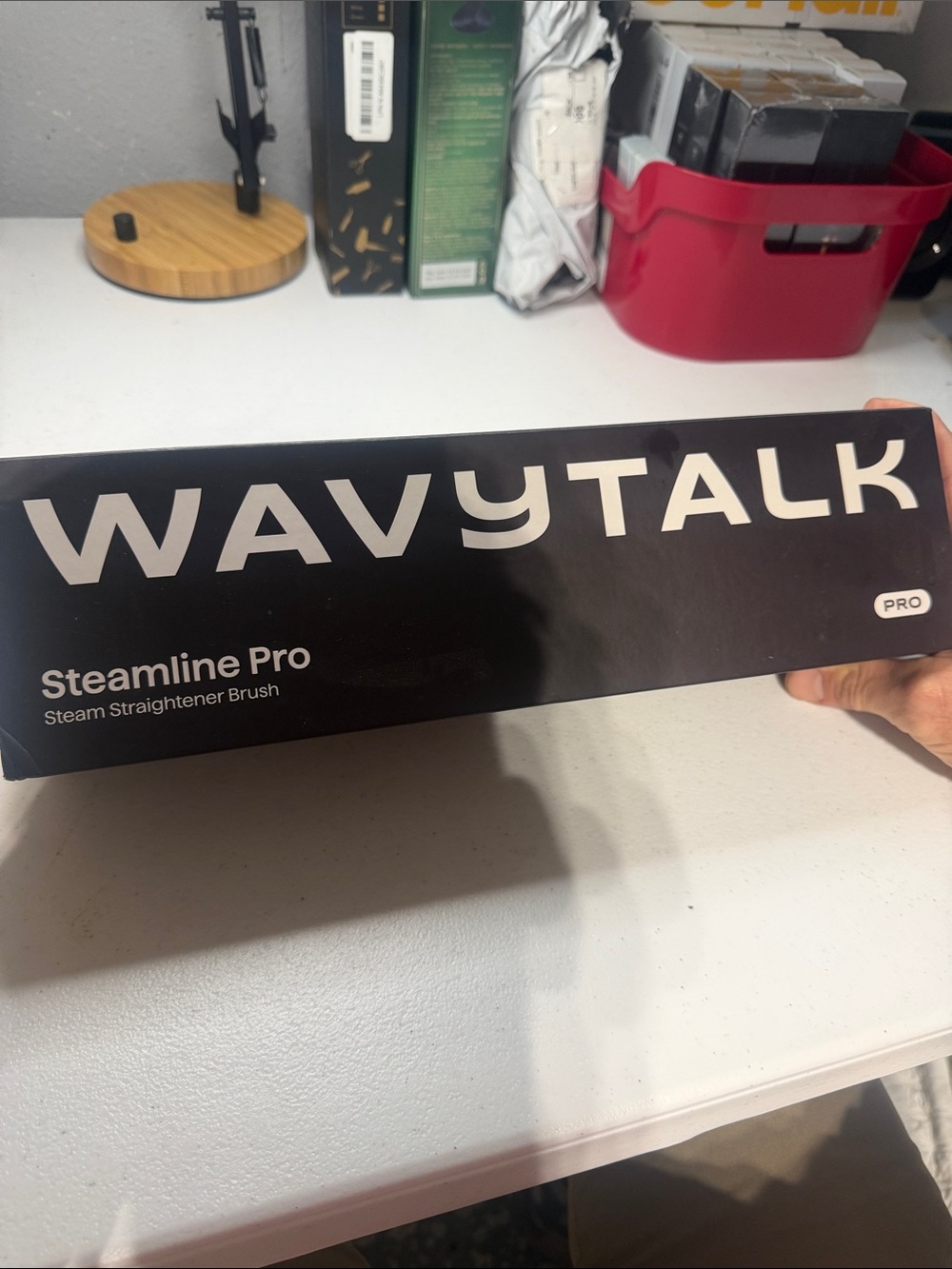 WAVYTALK Steamline Pro Steam Straightener Brush - Black